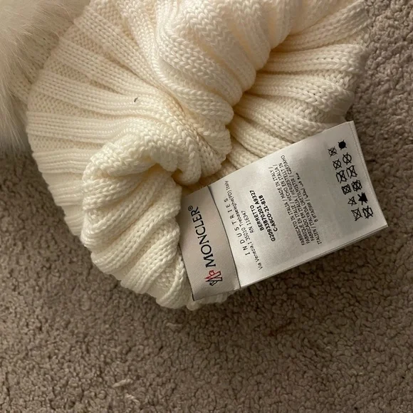 Womens white moncler beanie